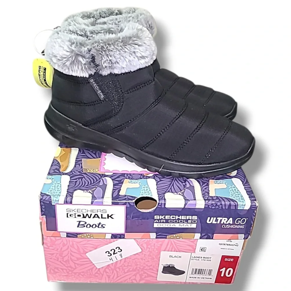 Skechers GOwalk Air Cooled Goga Mat Boots Black Faux Fur Womens 10 179130S NIB